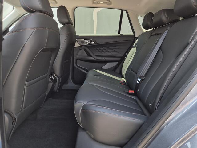 MG HS 1.5 Full Hybrid+ Luxury / Fabrieksgarantie tot 12-2032<150.000 km / Stuur- & Stoelverwarming / Elektrische achterklep / Rondomzicht camera / Apple Carplay Android Auto / Adaptief cruise control / Draadloze telefoon lader / Keyless Entry/Start /