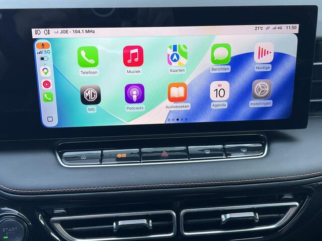 MG HS 1.5 Full Hybrid+ Luxury / Fabrieksgarantie tot 12-2032<150.000 km / Stuur- & Stoelverwarming / Elektrische achterklep / Camera 360° / Apple Carplay Android Auto / Adaptief cruise control / Draadloze telefoon lader / Keyless Entry/Start / 19" LM wielen /