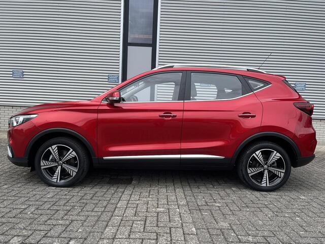 MG ZS MG EV Luxury 45 kWh | Apple Carplay & Android Auto | Elektrisch Schuifkanteldak | Rijklaarprijs