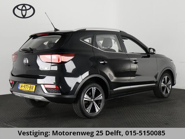 MG ZS MG EV LUXERY 45 kWh ACCU 89 % !! BIJNA 2020.PANODAK.KEYLESS.1e EIG. CARPLAY NAVI. GARANTIE TOT 2 JAAR*