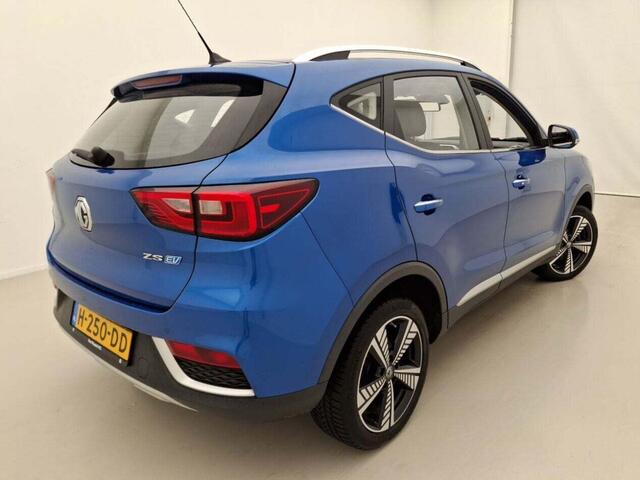 MG ZS MG Aut. EV Luxury 45kWh | Panorama | Navi | Camera |