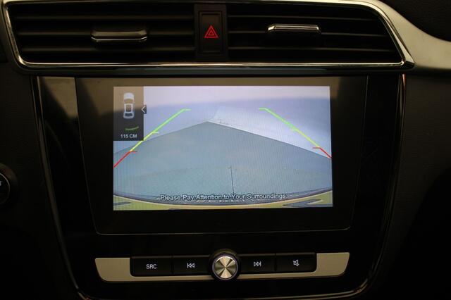 MG ZS Luxury 45 kWh - Carplay, Panorama, Leer, Camera, Stoelverw.