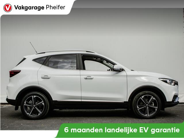 MG ZS MG EV Luxury 45 kWh Panoramadak/ Leer/ Stoelverwarming/ Adapt. cruise/ Camera/ Carplay