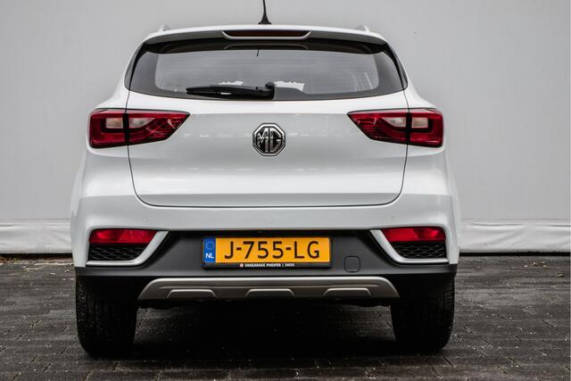 MG ZS MG EV Luxury 45 kWh Panoramadak/ Leer/ Stoelverwarming/ Adapt. cruise/ Camera/ Carplay