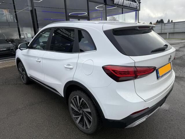 MG ZS HYBRID+ 1.5 LUXURY AUT. Leder | Panoramadak | Stuurverwarming