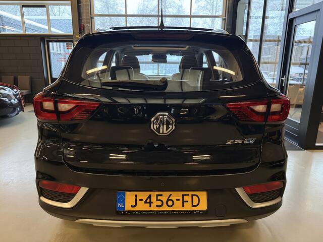 MG ZS MG EV Luxury 45 kWh ACC, Camera, Pano, Carplay
