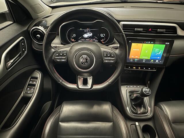 MG ZS 1.5 157 PK NAVIGATIE 360 CAMERA LEDEREN BEKLEDING VOORSTOEL ELECT. VERSTELBAAR 17" LM VELGEN CRUISE CONTROL IN ZEER NETTE STAAT !! APPLE CARPLAY INZEER NETTE STAAT 3010