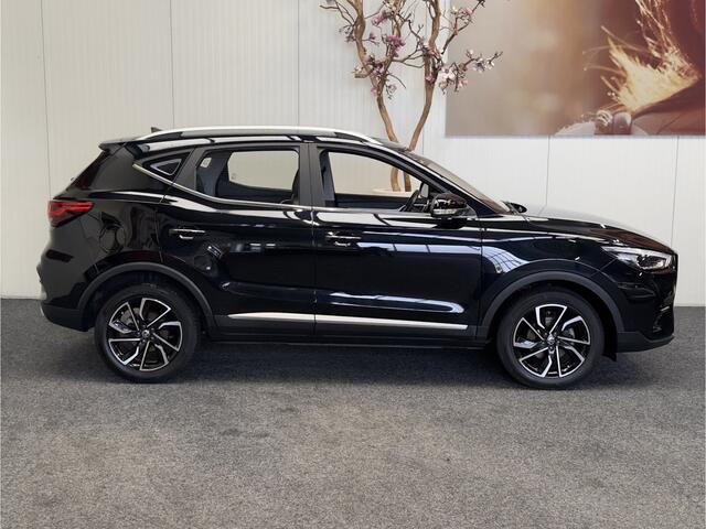 MG ZS 1.5 106 PK LEDER CRUISE CONTROL NAVIGATIE 360 CAMERA APPLE CARPLAY/ANDROID DODEHOEKSENSOREN RIJSTROOKSENSOREN 17" LM VELGEN ZEER MOOI !! 3010
