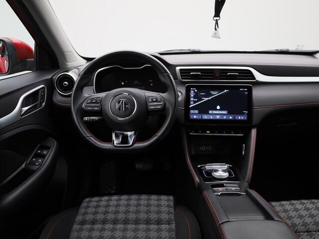 MG ZS EV Comfort Climate Control / ECC | Licht metalen velgen 18 inch | Cruise control Adaptive | Navigatie | Stoelverwarming | LED koplampen | Park Distance Control voor en achter | Achteruitrijcamera | Dakrailing |