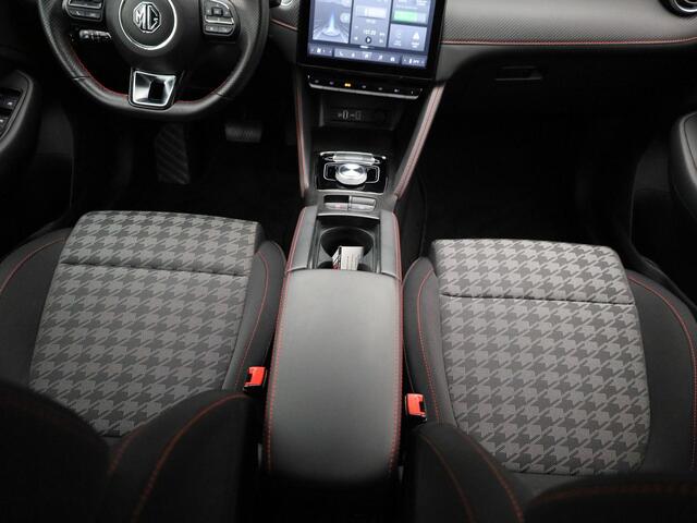 MG ZS Standard Range 51 kWh Comfort | Climate Control / ECC | Cruise control Adaptive| Connectiviteit af fabriek, Navigatie | Stoelverwarming | LED koplampen | Park Distance Control achter | Achteruitrijcamera | Dakrailing |