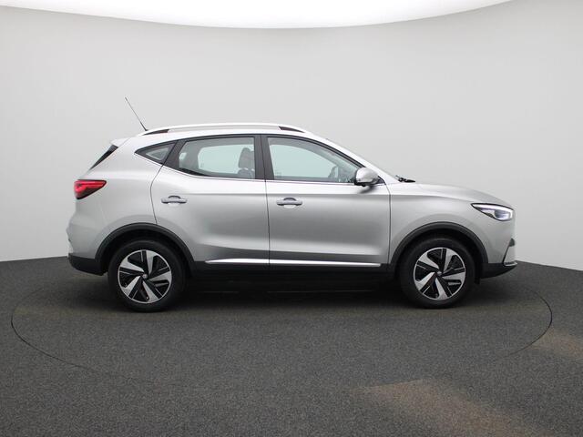 MG ZS MG EV EV Standard Range Luxury 50 kWh | Climate Control / ECC | Open dak schuif/kantel | Cruise control Adaptive | Navigatie | Lederen bekleding zwart | Stoelverwarming | LED koplampen | Park Distance Control voor en achter | Achteruitrijcamera | Dakraili