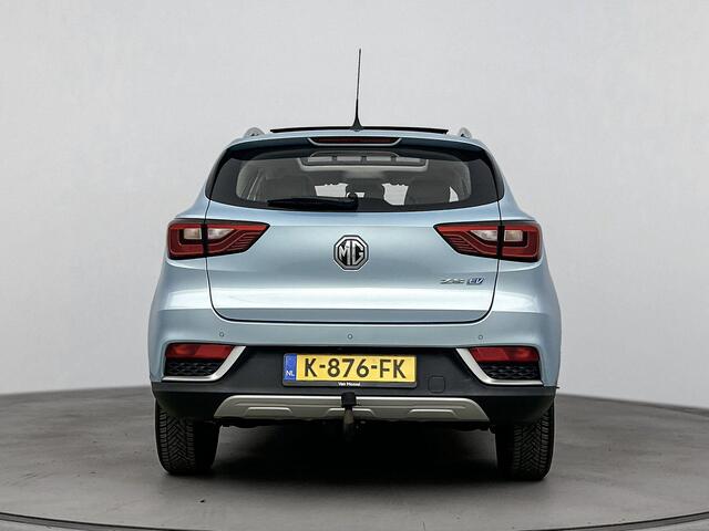 MG ZS MG EV Luxury 45 kWh 143PK | Trekhaak | Schuif-/Kanteldak | Adaptieve Cruise Control | All Season Banden | Stoelverwarming | Apple CarPlay & Android Auto