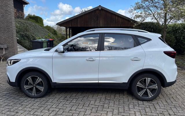 MG ZS EV Luxury 45 kWh 5-deurs / 109.498 km / 12-2019