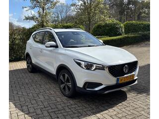 mg-zs-ev-luxury-45-kwh-5-deurs---10