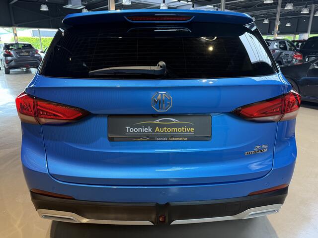 MG ZS MG Hybrid+ 1.5 Hybrid+ luxery leder navi en cruise Vol leder interieur Navigatie, LM velgen Leder Dashboard