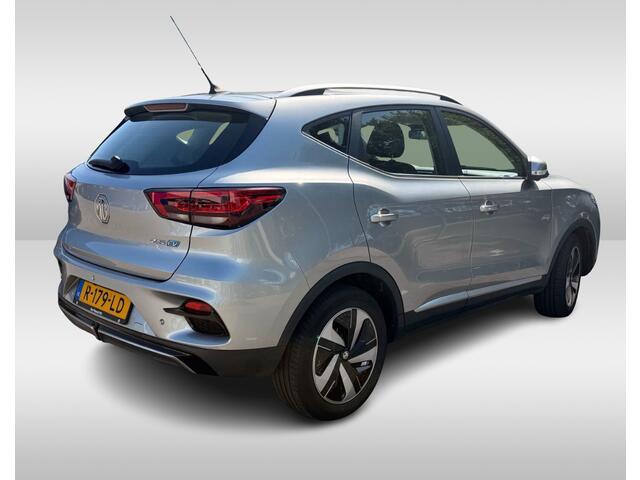 MG ZS MG EV EV Long Range Luxury 70 kWh / Panoramadak / Camera / Leder / CarPlay / Keyless / 17'' / Stoelverwarming / Dodehoek / DAB / ACC