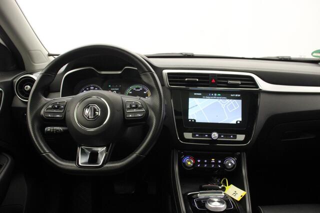 MG ZS Luxury 45 kWh - Carplay, Panorama, Leer, Camera, Stoelverw.