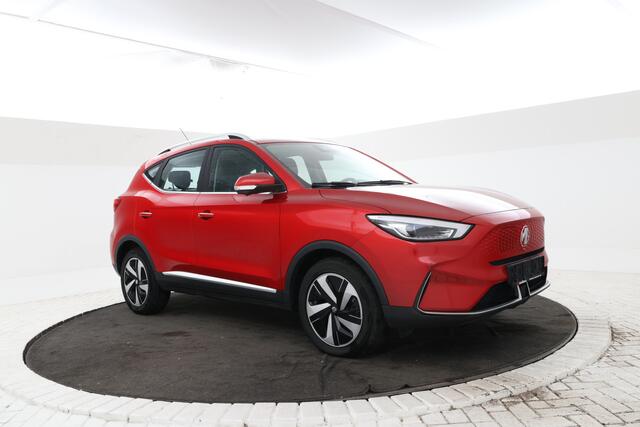 MG ZS MG EV EV Long Range Luxury 70 kWh Panorama, 360 camera, Apple carplay!