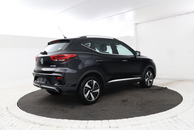 MG ZS MG EV EV Long Range Luxury 70 kWh Panorama, 360 camera, Apple carplay!