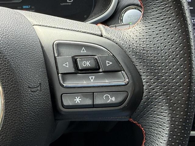 MG ZS MG EV EV Standard Range Luxury 50 kWh Automaat / Schuif/Kanteldak / Trekhaak / Cruise Control Adaptief / Leder / Stoelverwarming / Camera / BSW