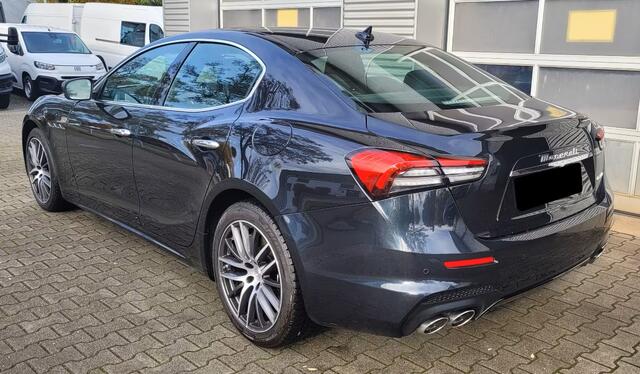 Maserati GHIBLI 3.0 V6 Modena 350 PK Glazen Schuifdak Stoelverwarming 20 Inch