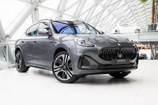 maserati-grecale-folgore--pano--2