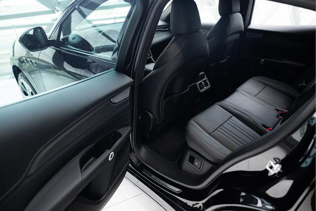 Maserati Grecale AWD Folgore | Climate Package Plus | 360 Surround View Camera | Panorama Sunroof |