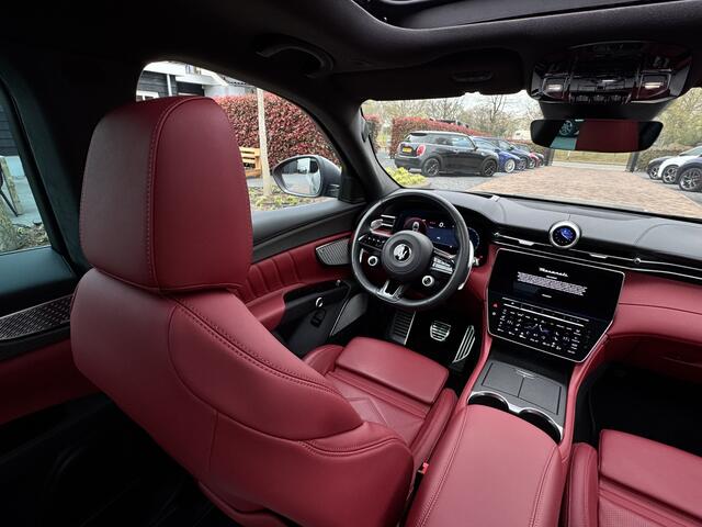 Maserati Grecale 3.0 V6 Trofeo | Matgrijs | BTW | Carbon | Pano | Sonus Faber