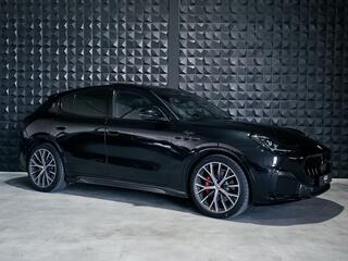 maserati-grecale-trofeo-530pk--pan