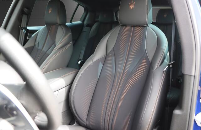 Maserati Grecale AWD Folgore 105kWh 557 PK ACC Head-Up Panoramadak Luchtvering