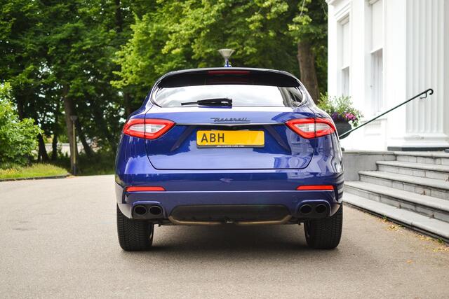 Maserati Levante 3.0 V6 S 430PK | Pano | NP 160.000 | Memory |