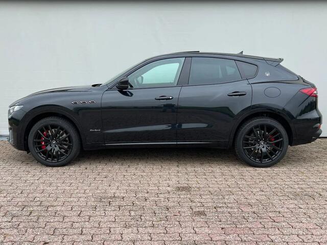 Maserati Levante 3.0 V6 SQ4, 430 PK AWD, GranSport, Panoramadak, Luchtvering