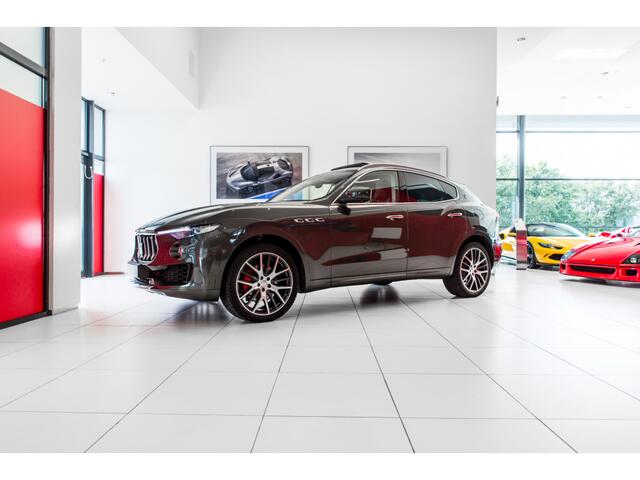 Maserati Levante 3.0 V6 D AWD GranSport ~ 1e eigenaar ~ * AUTOMAAT* *Schuif/kanteldak* - Harman Kardon Audio, Rondomzicht camera