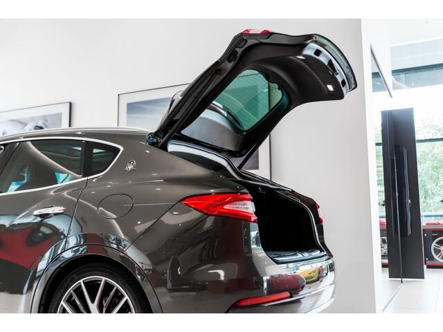 Maserati Levante 3.0 V6 D AWD GranSport ~ 1e eigenaar ~ * AUTOMAAT* *Schuif/kanteldak* - Harman Kardon Audio, Rondomzicht camera