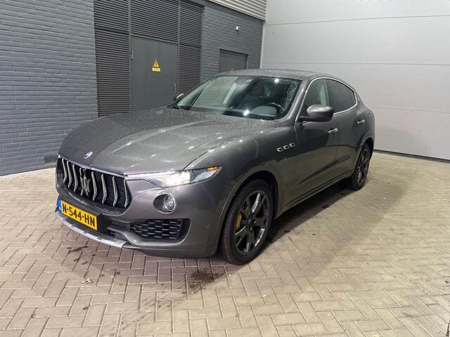 Maserati Levante 3.0 V6 S AWD GranLusso | 430Pk! | Panoramadak | ACC | BLIS | 360° Camera | 20 Inch