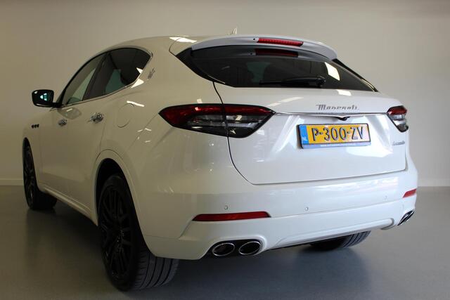 Maserati Levante 2.0 Hybrid Executive | NL-AUTO! | CAMERA | CARPLAY | 331PK | ACC | KEYLESS | LUCHT-V | CLIMA | LED |