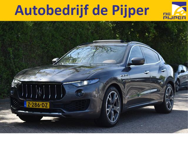 Maserati Levante 3.0 V6 AWD GranLusso | Luchtvering | Pano.dak | Camera | Keyless | DAB | Carplay | LED / Xenon | 20" | Uniek