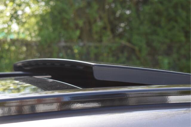 Maserati Levante 3.0 V6 AWD GranLusso | Luchtvering | Pano.dak | Camera | Keyless | DAB | Carplay | LED / Xenon | 20" | Uniek