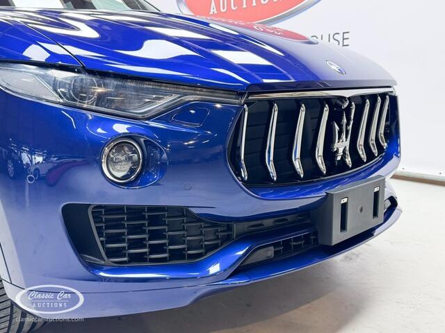 Maserati Levante 3.0L twin-turbo V6 - ONLINE AUCTION