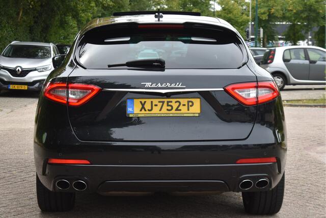 Maserati Levante 3.0 V6 AWD GranSport 350 pk Driver Ass.Pack 2 | NL-Auto | Pano | Keyless | 360 gr.camera | Luchtvering | Stoelverkoeling | Full LED | 21" Velgen