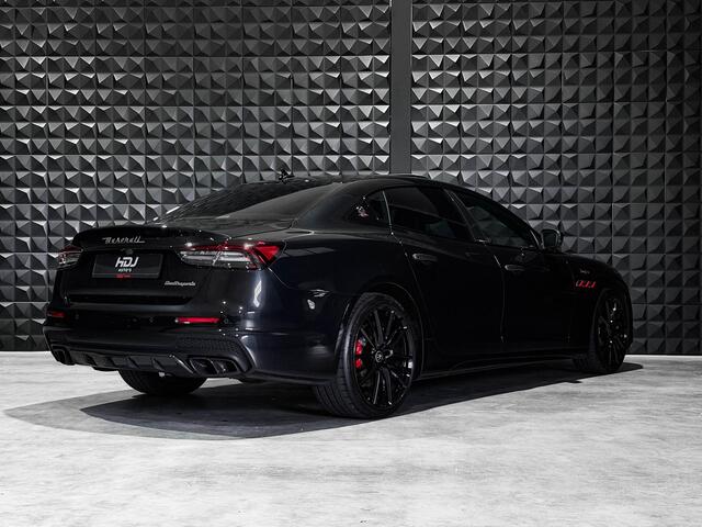 Maserati QUATTROPORTE 3.8 V8 Trofeo | Schuifdak | Harman Kardon | Side | 21"| Matrix | Dealeronderhouden | Memo | Alcantara Hemel|