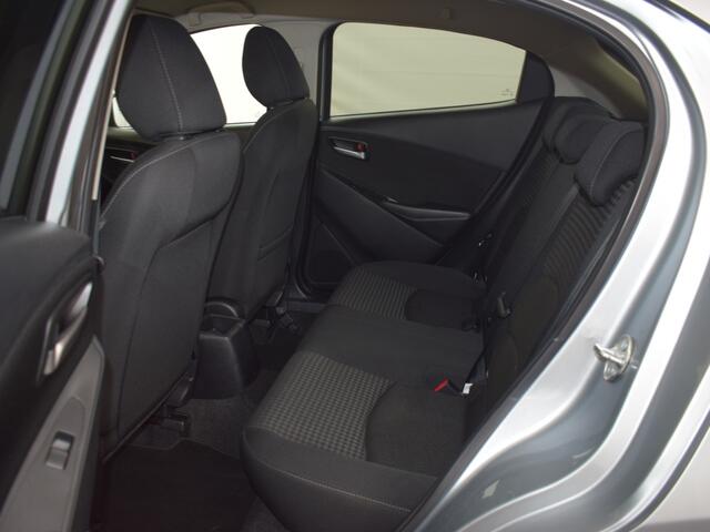 Mazda 2 1.5 Sport Selected NAVI 16" LMV CAMERA