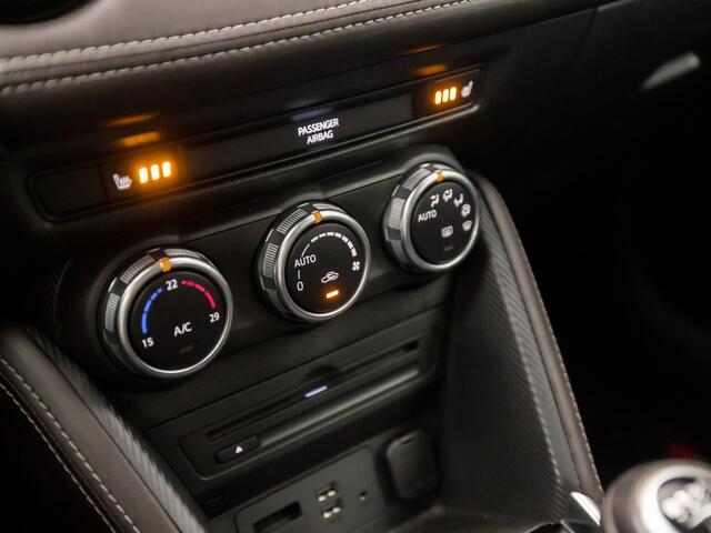 Mazda 2 1.5 Skyactiv-G GT-Luxury (NAVIGATIE, CAMERA, HEAD-UP DISPLAY, STOELVERWARMING, GETINT GLAS, LEDEREN SPORTSTOELEN, LM VELGEN, CRUISE, NIEUWE APK, NIEUWSTAAT)