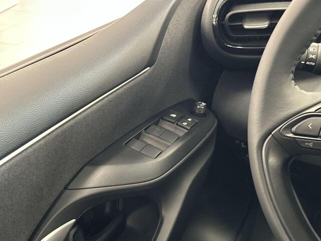 Mazda 2 Hybrid 1.5 Centre-line /¤ 3.050,00 Voordeel/ ALL IN PRIJS
