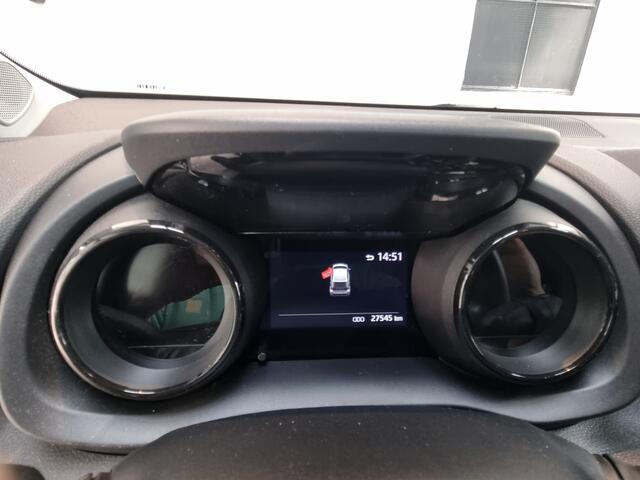 Mazda 2 Hybrid 1.5 Agile CAMERA / STUUR EN STOELVERWARMING / NL AUTO / LINE ASSIST