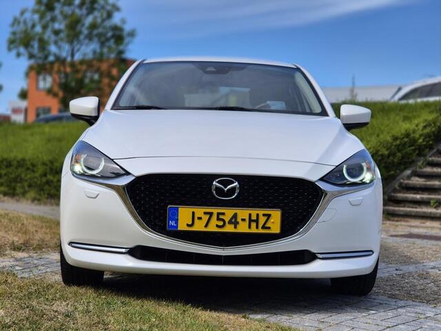 Mazda 2 1.5 Skyactiv-G Luxury | Camera | Head-up display