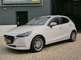 mazda-2-1.5-skyact-g-signature-.-na