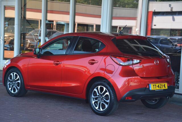 Mazda 2 1.5 Skyactiv-G GT-M Nette Mazda 2 dealeronderhouden laatste beurt bij 111000km met oa ecc navigatie pdc lane assist voice command cv cruise lmv origineel