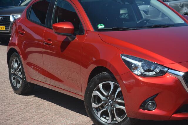 Mazda 2 1.5 Skyactiv-G GT-M Nette Mazda 2 dealeronderhouden laatste beurt bij 111000km met oa ecc navigatie pdc lane assist voice command cv cruise lmv origineel