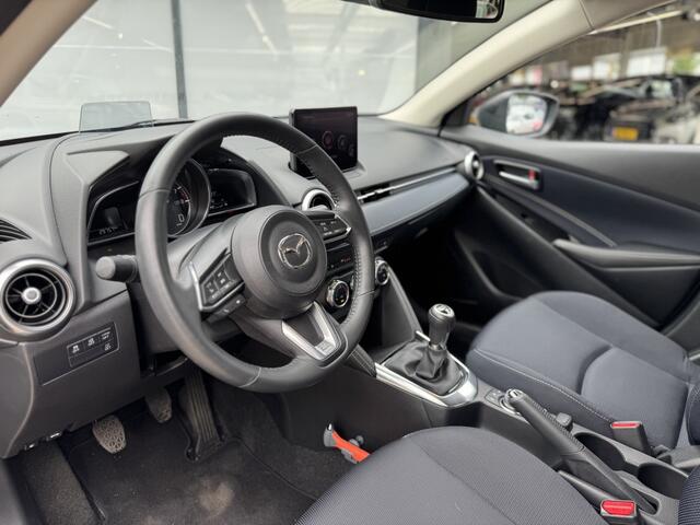 Mazda 2 1.5 Skyact-G Luxury i-Activsense | Camera | HUD | Keyless